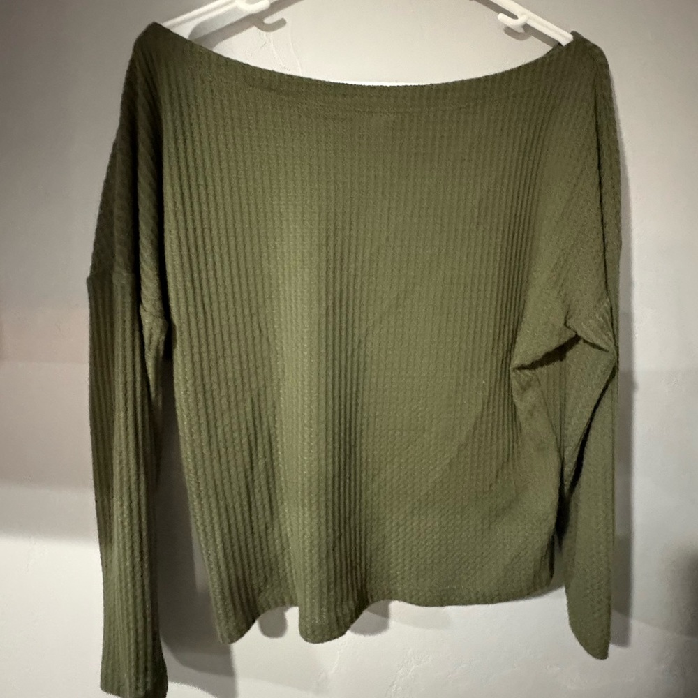 NWOT- express sweater